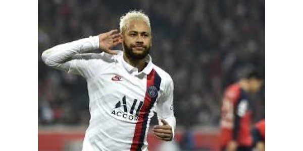 La star légendaire Cafu loue Neymar mieux que Messi